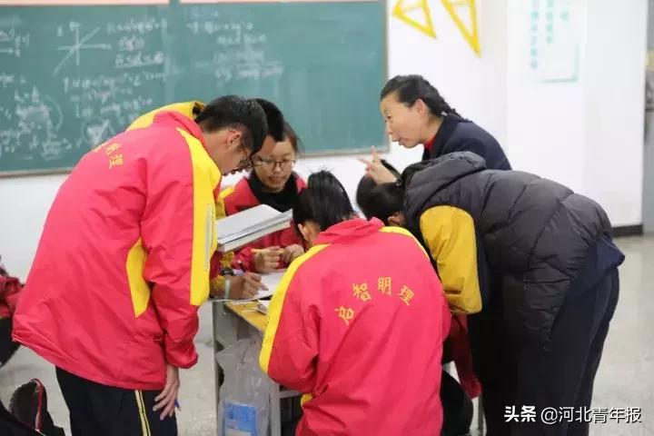 太谷二中启航学校家长助威高考,太谷二中2024年高考百日誓师