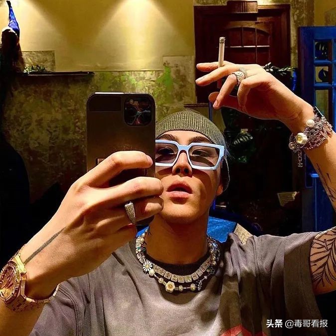 搞定这3类首饰，让你的穿搭脱颖而出