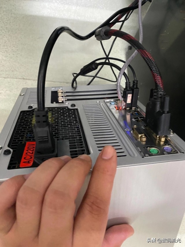 这显卡也能算独一档？朋友被坑也怨不得别人，难怪老板不搭理他