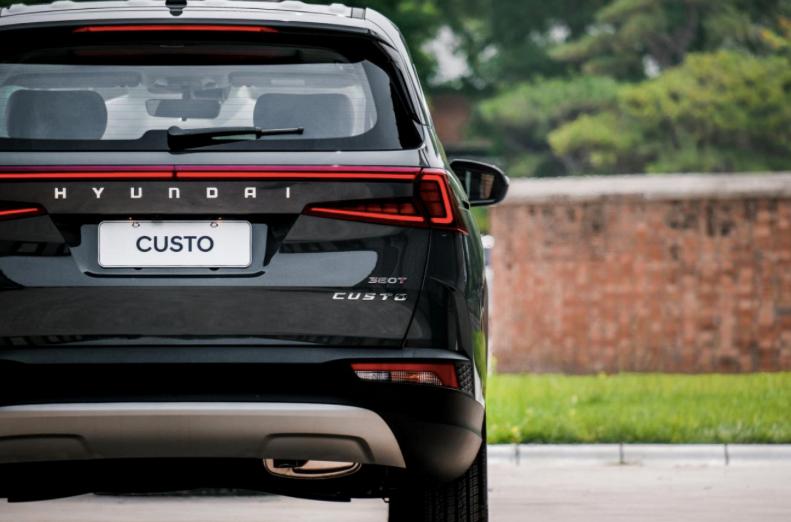 嘉华和库斯途哪个更适合家用,现代库斯途和起亚嘉华哪个大