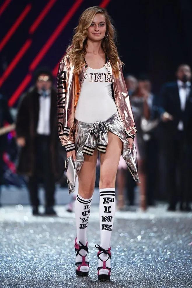 女模特去世时23斤,女模特去世身体只有23斤