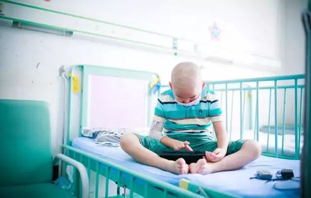 自存脐带血的价值不应被盲目否定 (科学认识自存脐带血)