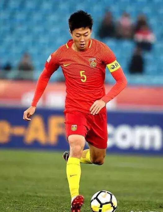 冯潇霆亚冠重大失误,本轮亚冠最佳阵容高准翼入选