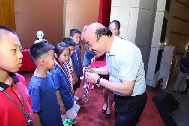 第三届“我是创客小达人”机器人大赛完美收官