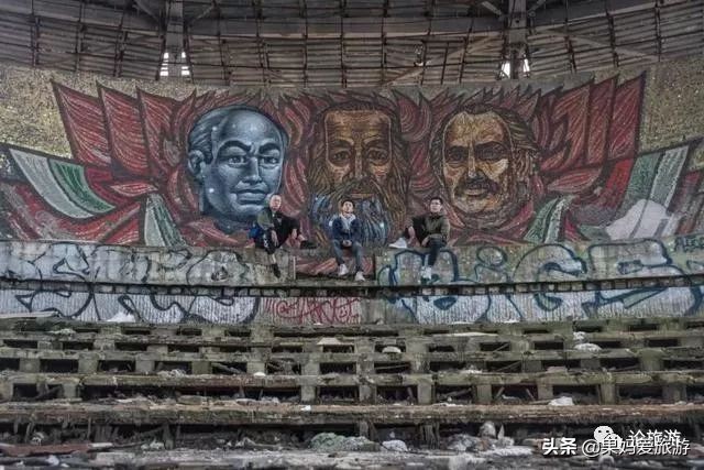 三个95后开五菱车,95后开着面包车环游世界