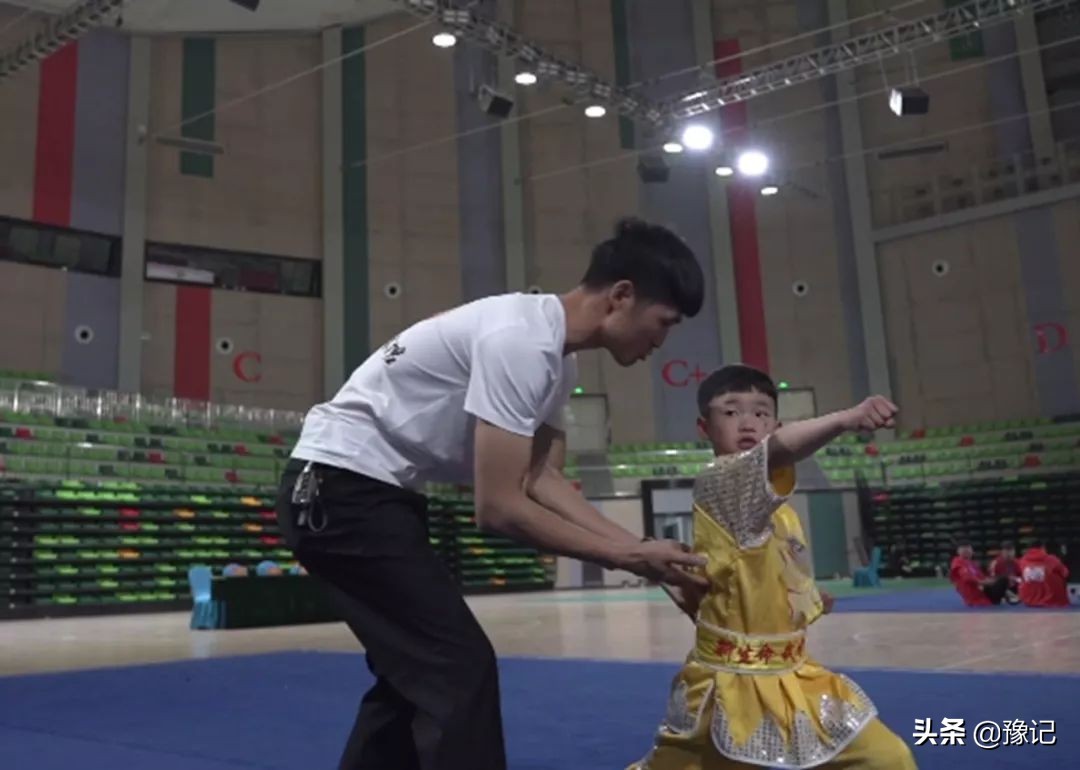 全国武术冠军赛查拳,全国武术套路锦标赛查拳第一名