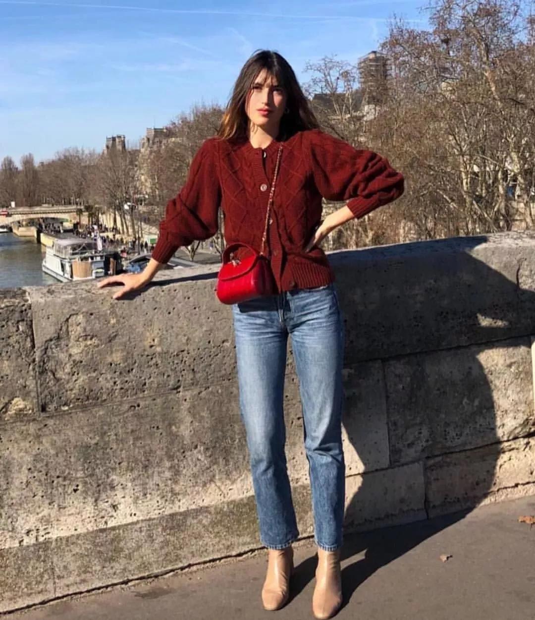 去年的牛仔裤今年穿有点紧,去年买的牛仔裤今年穿着有点紧