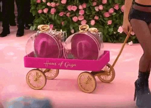 开箱各种各样的唇膏,gaga推荐彩妆工具