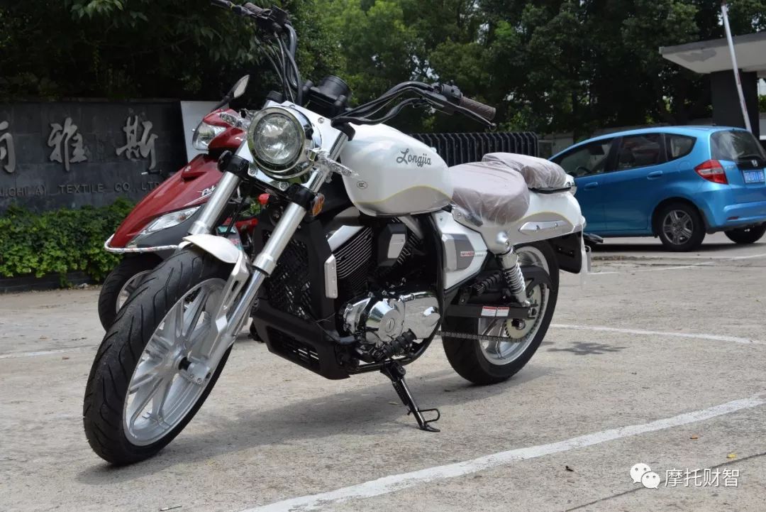 龙嘉v途龙嘉v霸评测,新款龙嘉v霸250多少钱