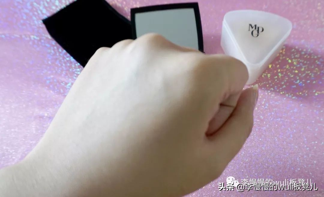 一秒入秋入冬,秋季彩妆必备单品推荐