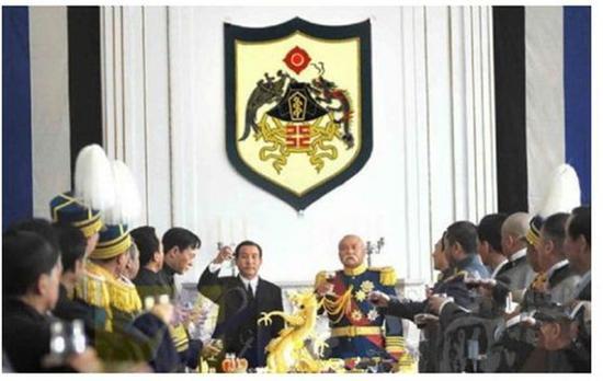 鲁迅设计的国旗,1913年鲁迅设计的国徽