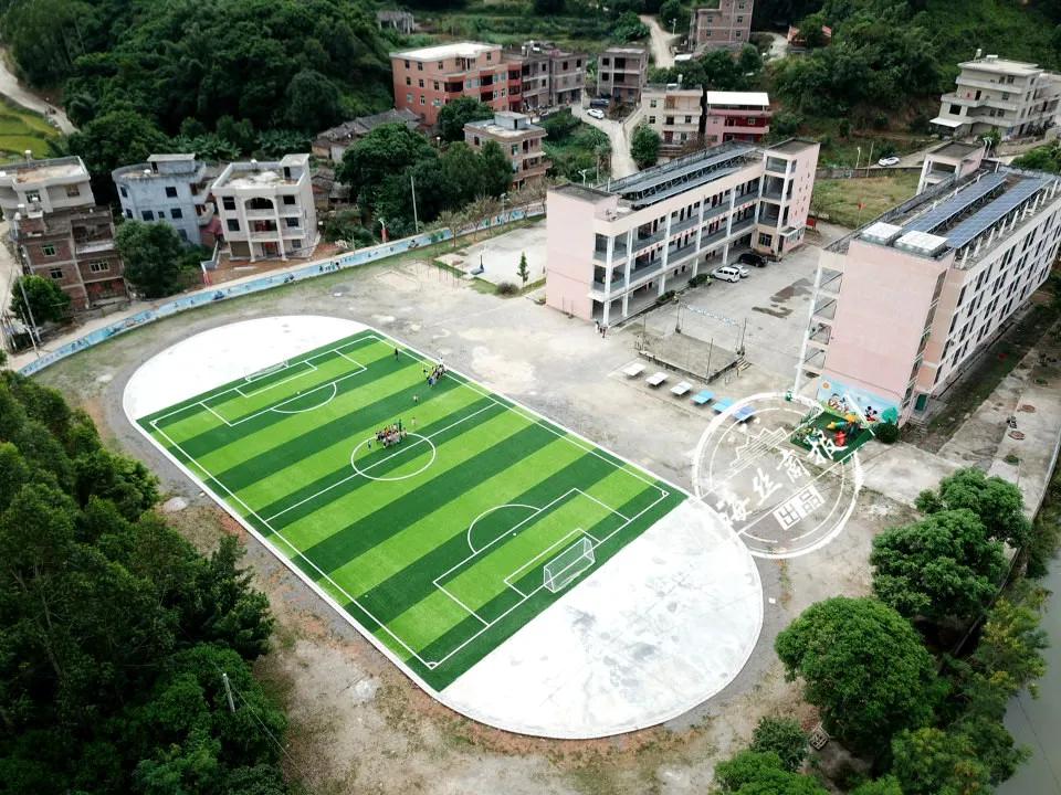 南安有足球场,南安实践基地足球场