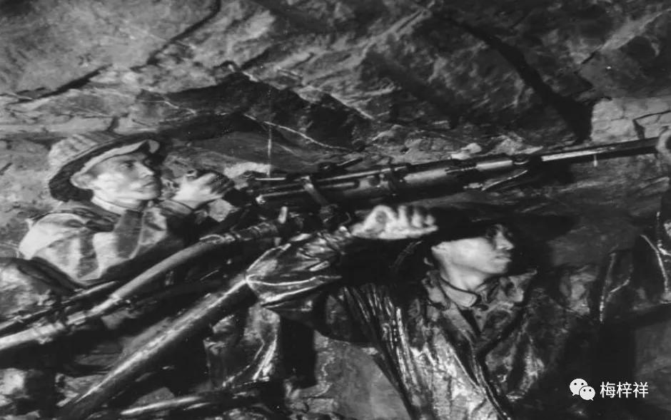 我们开掘的隧道：成昆铁路，作者：梅梓祥