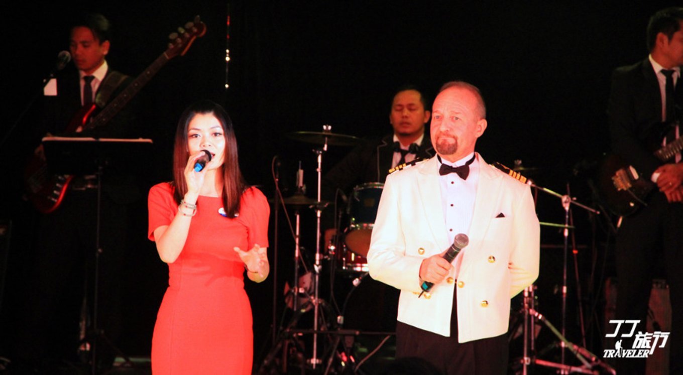 波澜不惊可以形容水面吗,描述海上邮轮的感觉