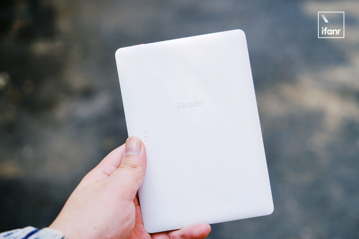 彩色的电子书阅读器,彩色墨水电子书阅读器