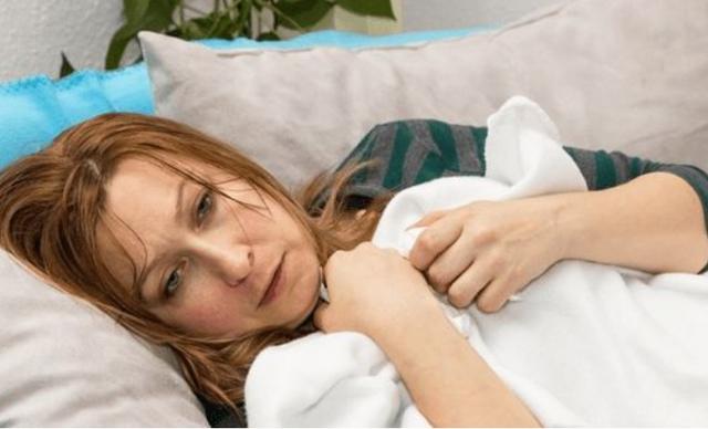 绝经了需要注意些什么44岁,绝经前有哪些征兆40岁