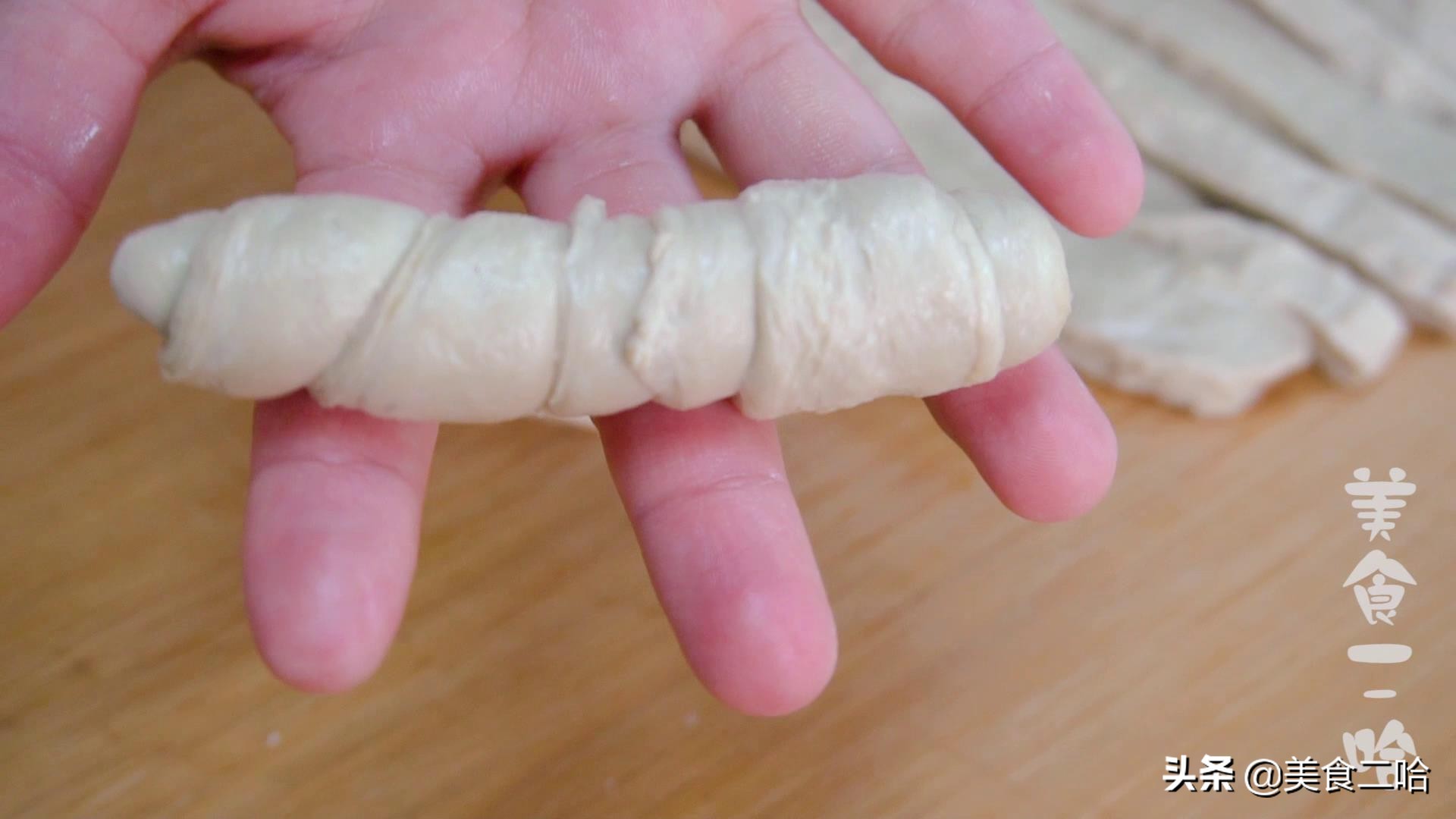 烤面筋做法自己做成本多少,烤面筋的家常做法不加酵母吗