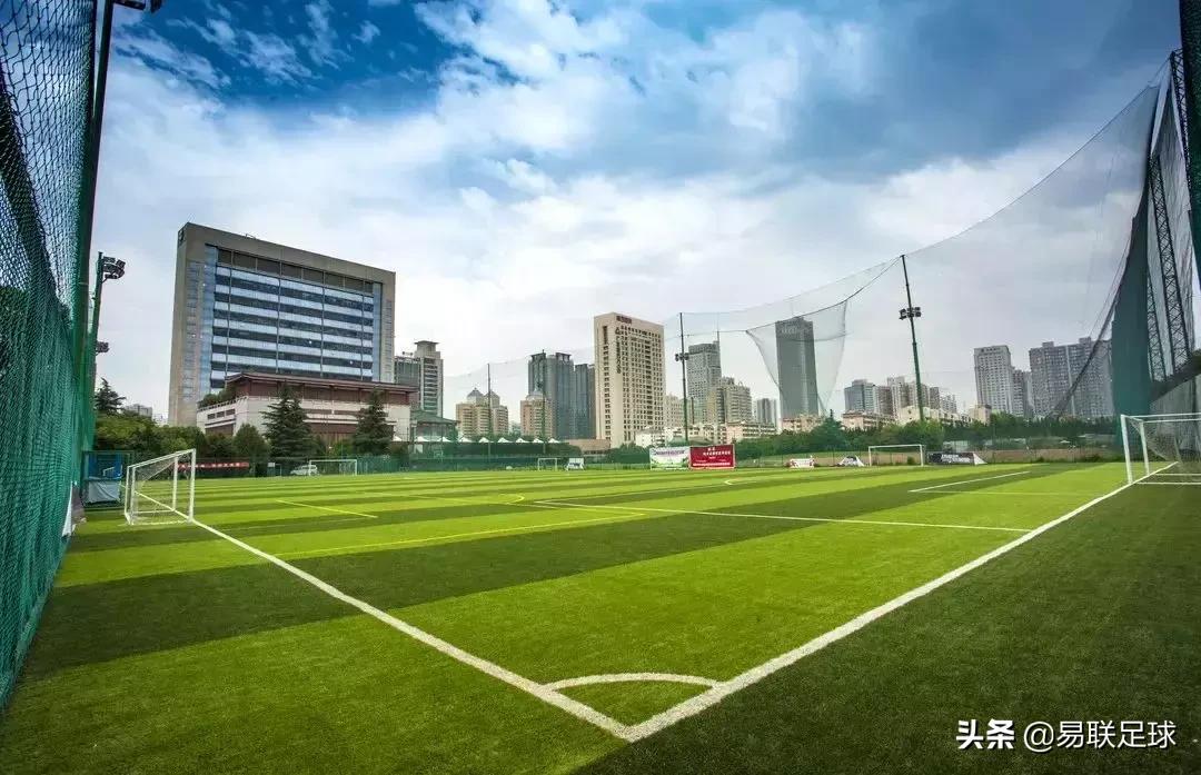 易联梯队训练赛,西安暑假易联足球培训班青少年
