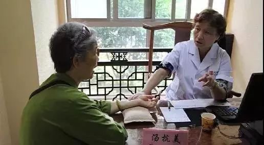 在上海请人代为问诊需要哪些手续,上海找医生看病