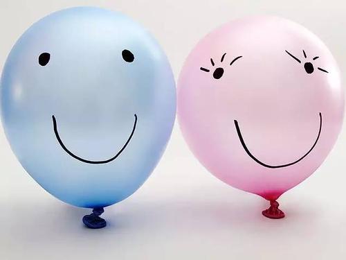 乔治小王子对谁都嫌弃,英国小王子乔治跳芭蕾