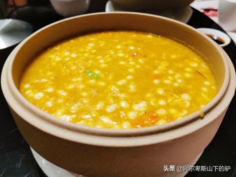 秋风起吃蟹的视频,秋风起吃蟹正当时