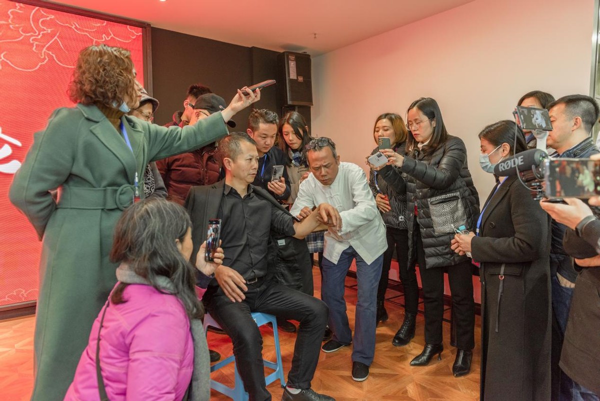 冠德堂中医,冠德堂传承中医国粹