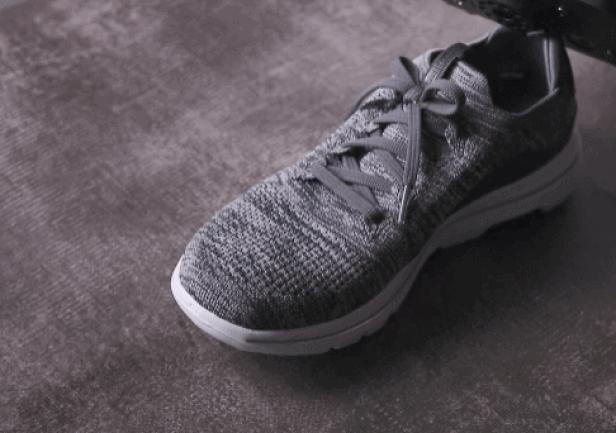 休闲运动鞋便宜没好货？硬核测试美国名牌、淘宝小米有品百元爆款