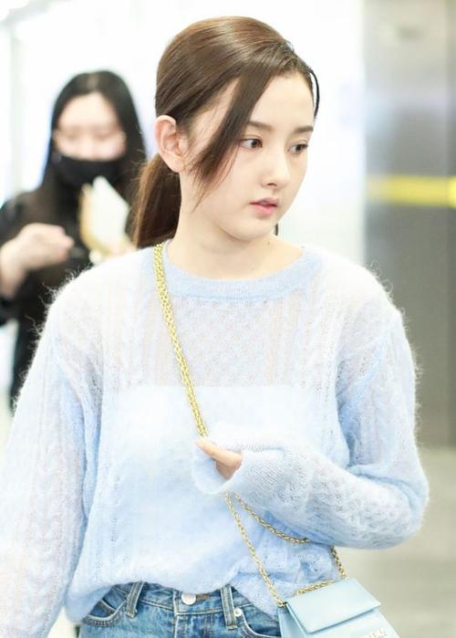 宋祖儿醉酒踢人新闻,曝光宋祖儿疑醉酒踢人