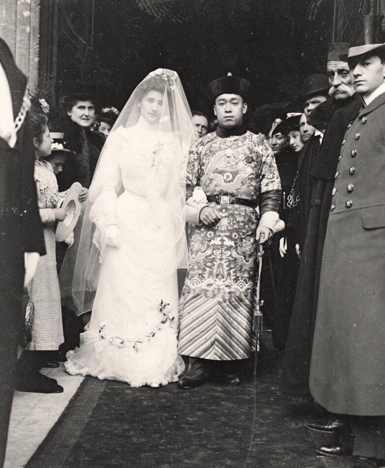 中国历史上最强悍的团队合影,埃菲尔铁塔最著名合影