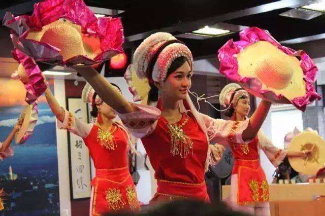 云南16个州的姑娘,云南风情推荐