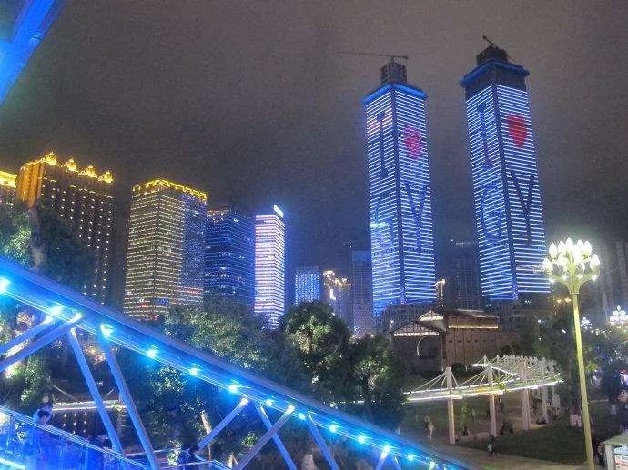 这种扎心躲不过！贵阳楼友问“假如*款贷**逾期了咋整？”