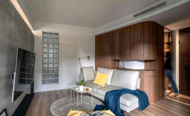 请木匠打柜子好还是定制柜子好,木工打柜子和半定制柜子哪个好