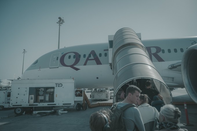 去哥德堡需要带当地钱吗,去卡塔尔必买