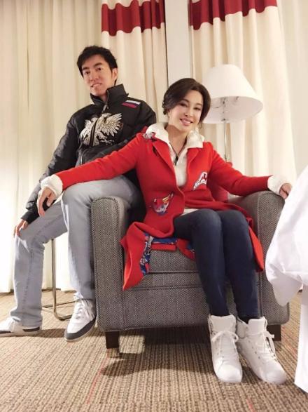 刘晓庆与同母异父妹妹相伴60年,刘晓庆与妹妹相伴60年