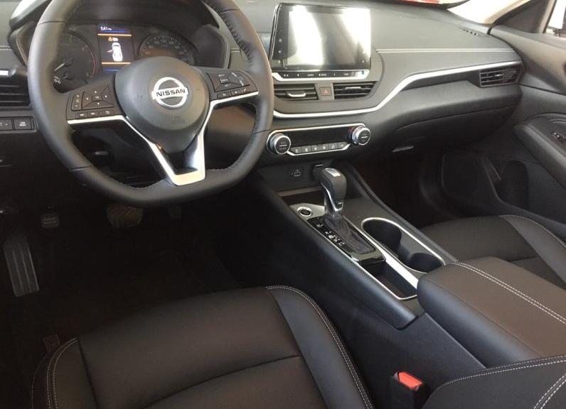 日产天籁2.0舒适版首付多少,日产天籁2.0t进享版落地多少钱