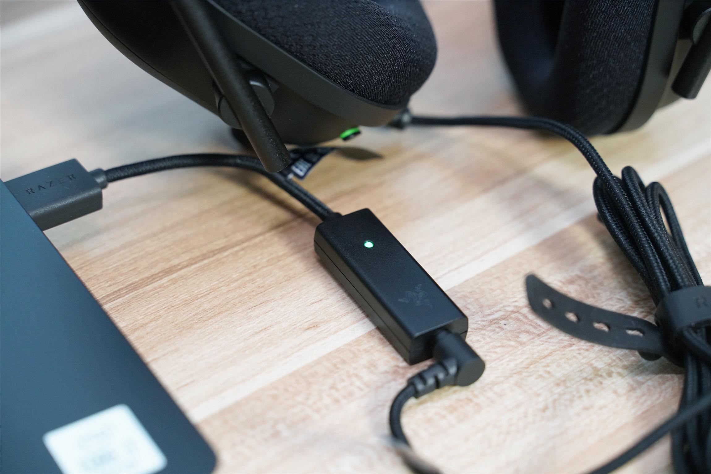 雷蛇旋风黑鲨v2电竞耳机上手,razer雷蛇旋风黑鲨v2x头戴式打csgo