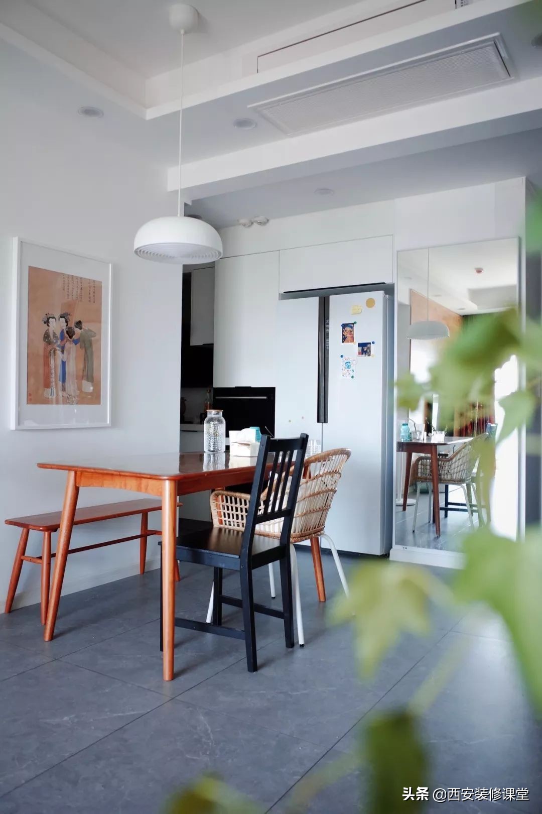 冰箱都放在房子什么位置,房子小冰箱太大真的占地方