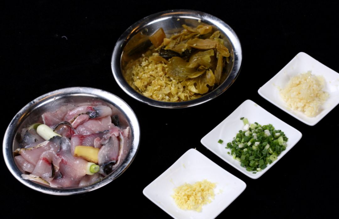 酸菜鱼煮汤圆,酸菜鱼煮饺子