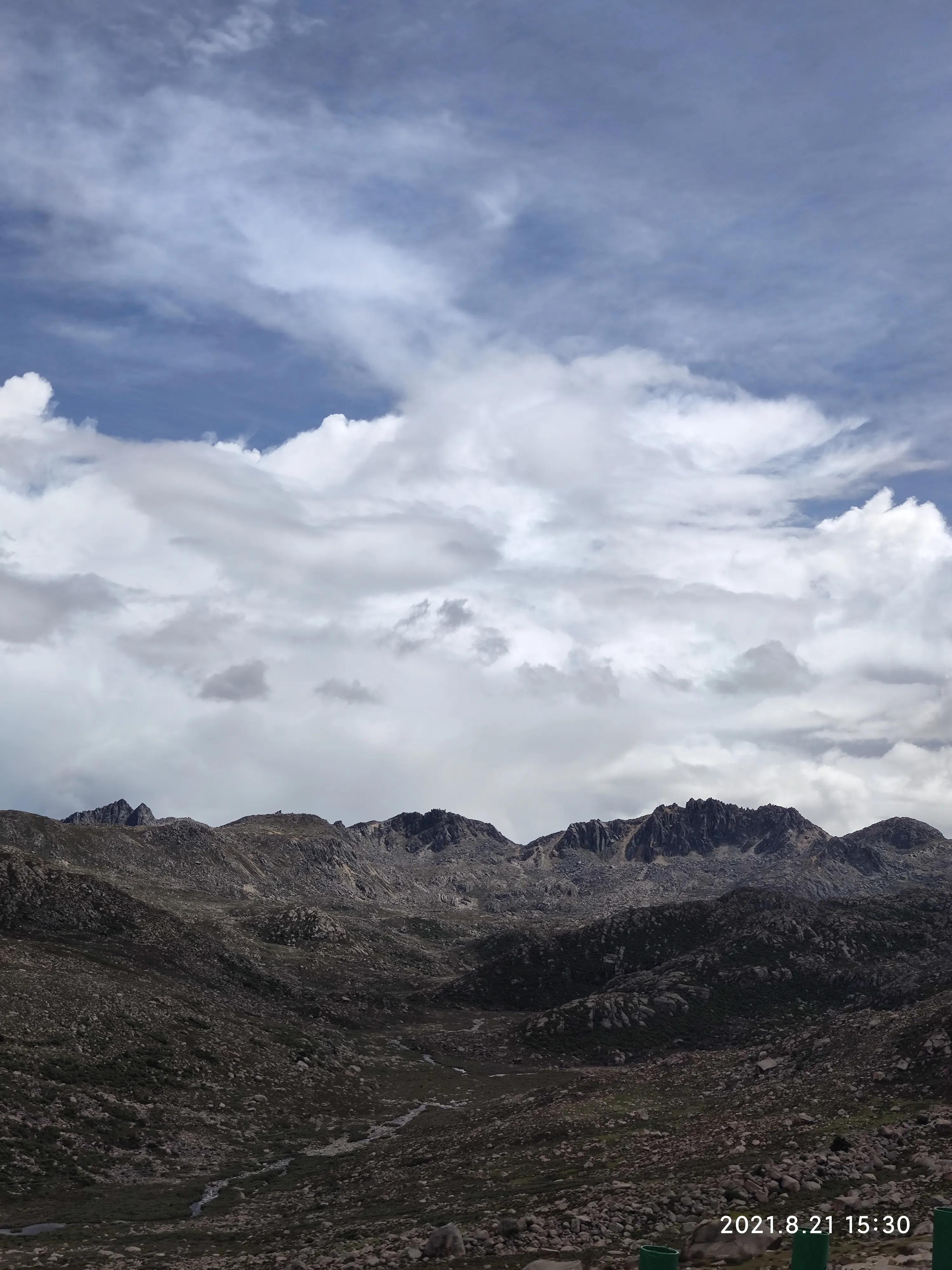 格聂之眼的由来,亚丁到格聂之眼