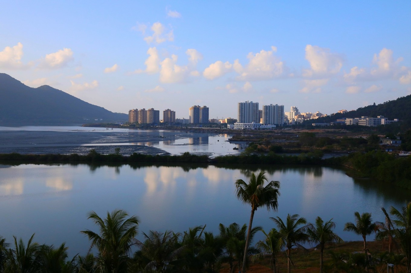 三亚自由行5天4晚亲子游攻略,寒假三亚5天4晚3人亲子游团购