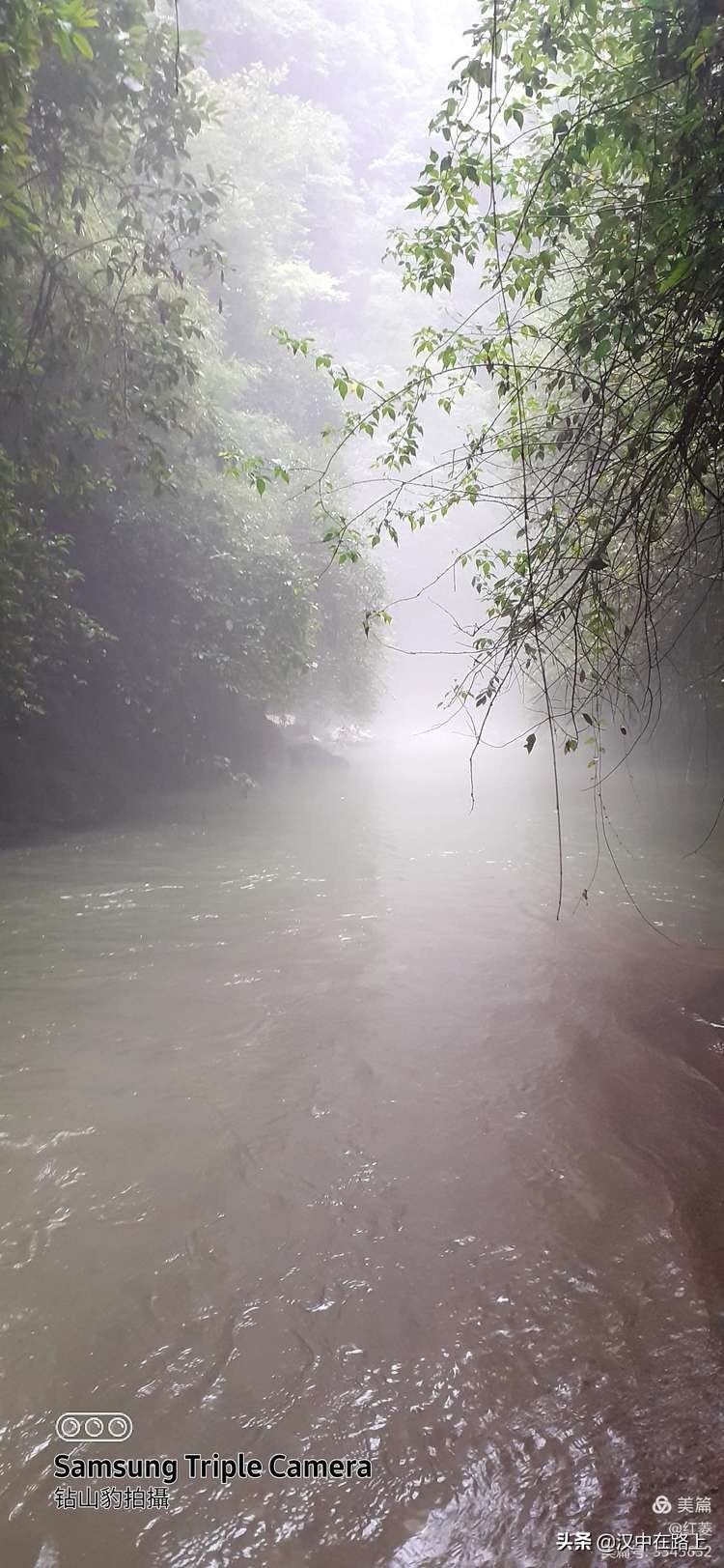 汉中小南海风景视频,汉中小南海地缝