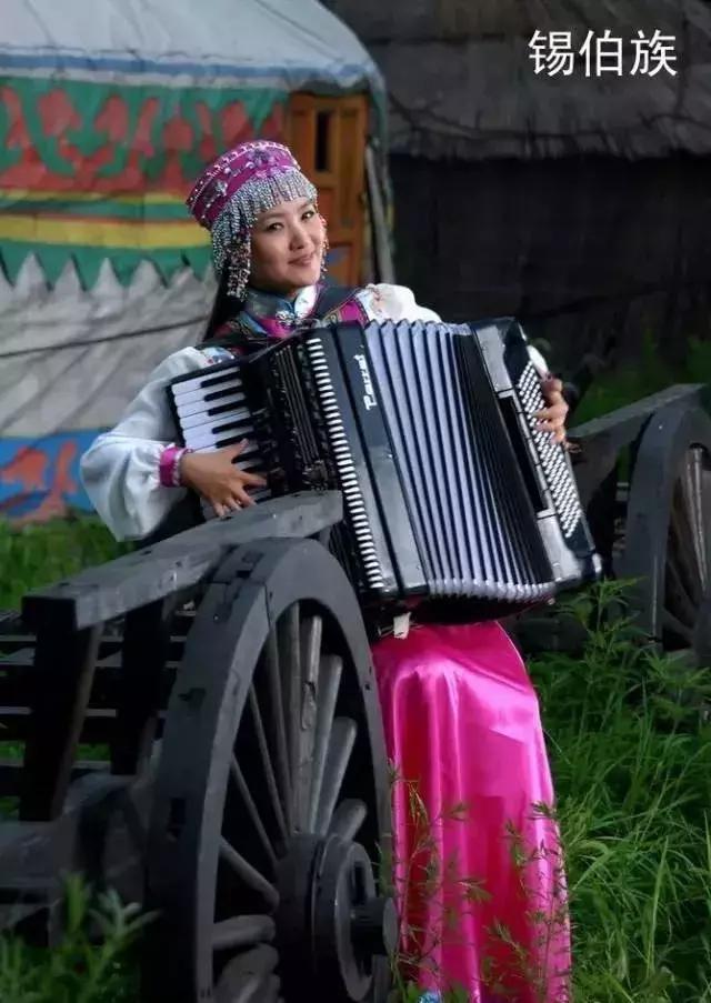 56个民族美女服饰图片大全,56个民族女生的漂亮服装