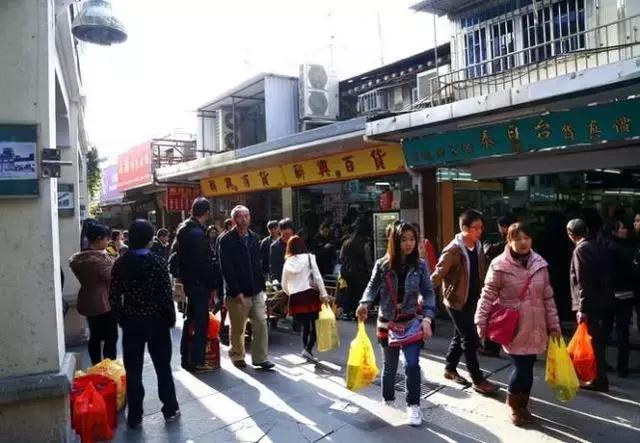 广州最有港风的一条街,广州最奇怪的一条街