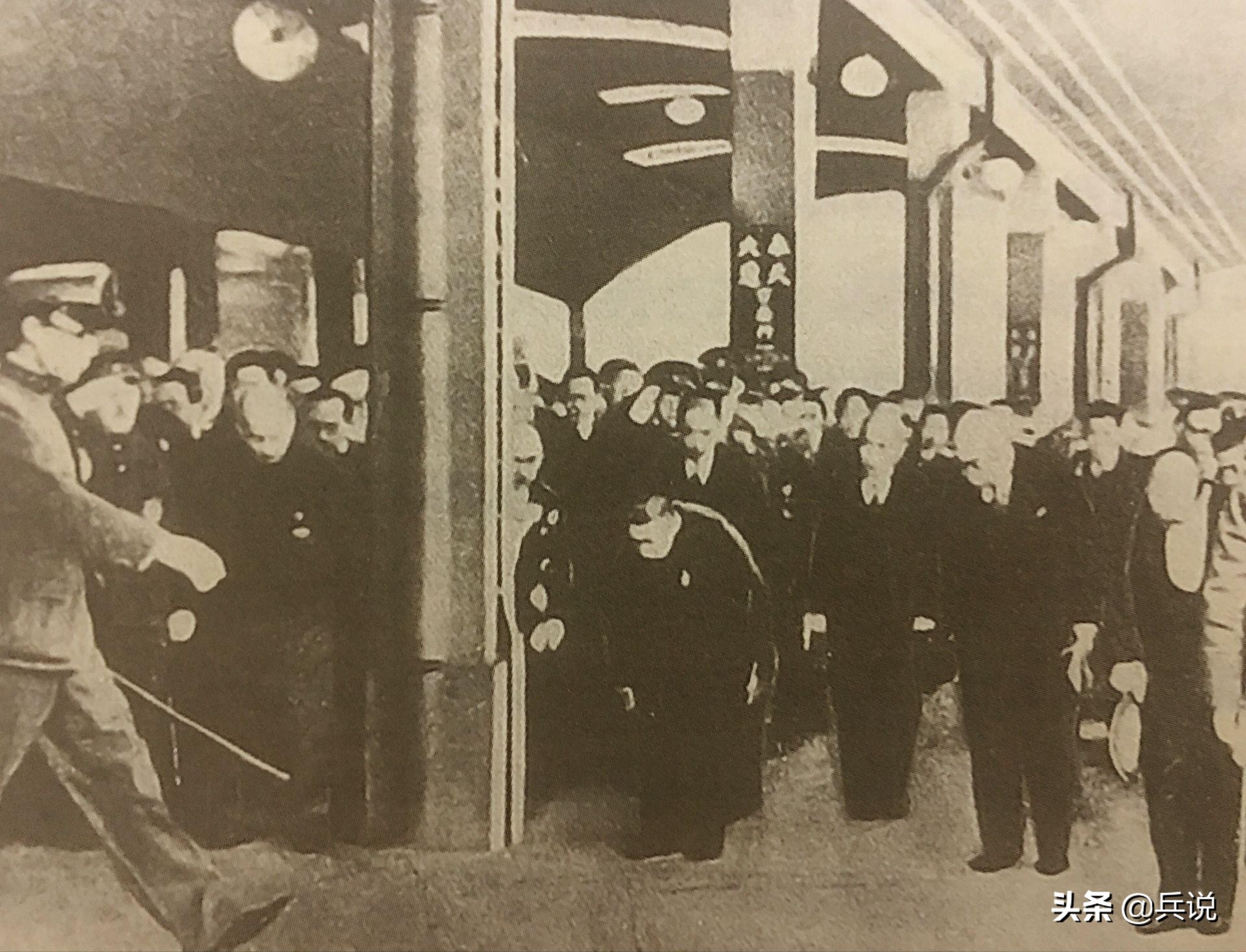 溥仪最惨的一生,溥仪悲惨瞬间