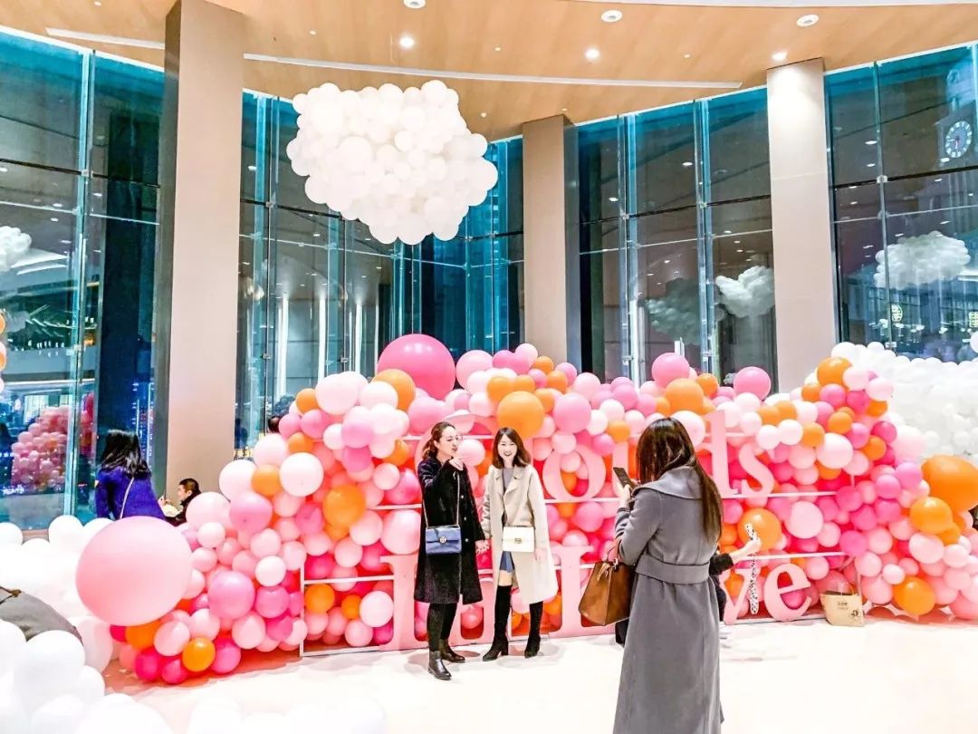 正弘城为什么这么热闹,正弘城有什么好逛的