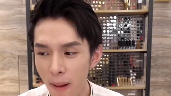 迪奥香奈儿阿玛尼口红哪个润,迪奥口红阿玛尼粉底液视频