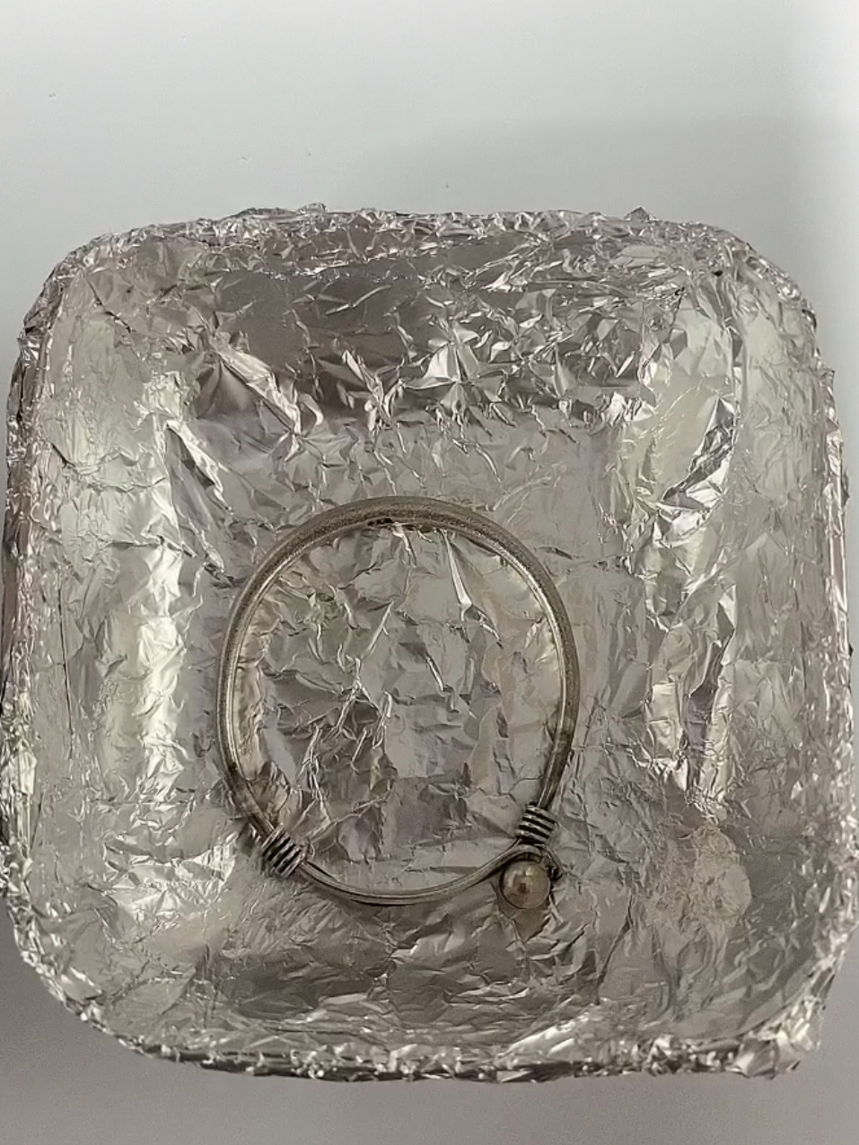 银首饰变黑有什么妙招,银首饰变黑了怎么处理