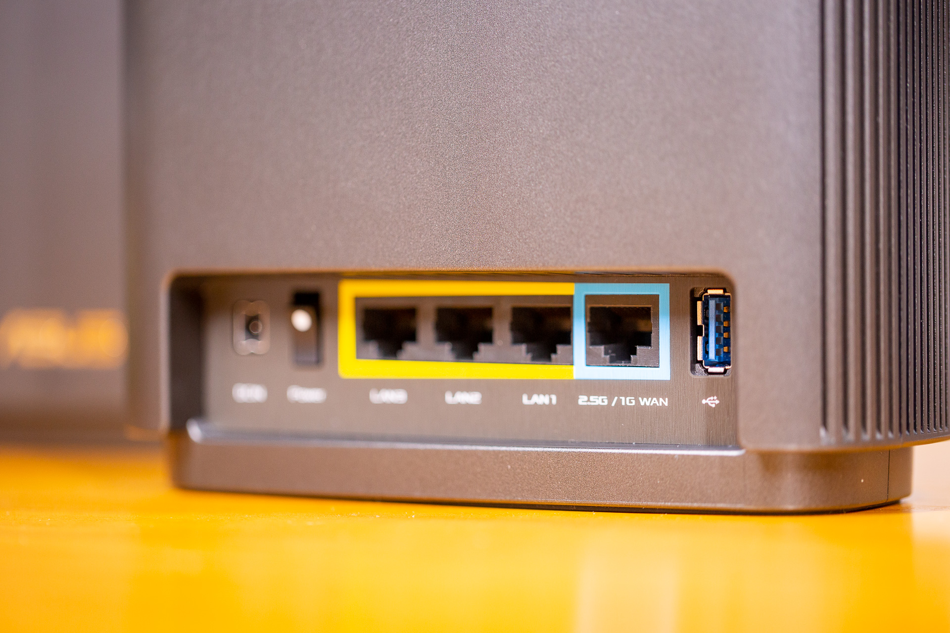 华硕灵耀ax6600有线mesh组网,华硕灵耀AX6600路由器