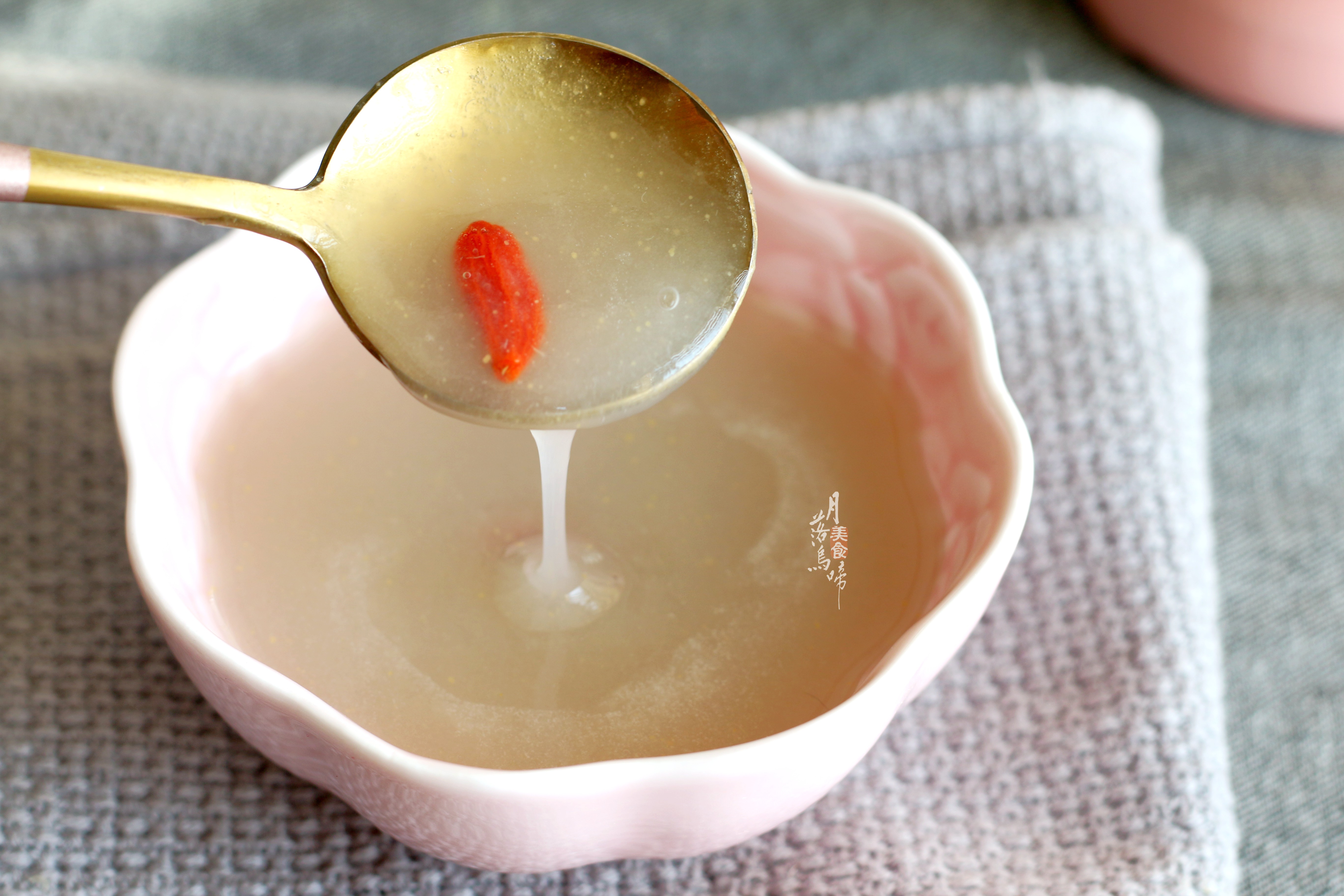 煮银耳又软又糯小窍门需放什么,银耳怎样煮才容易出精华教程