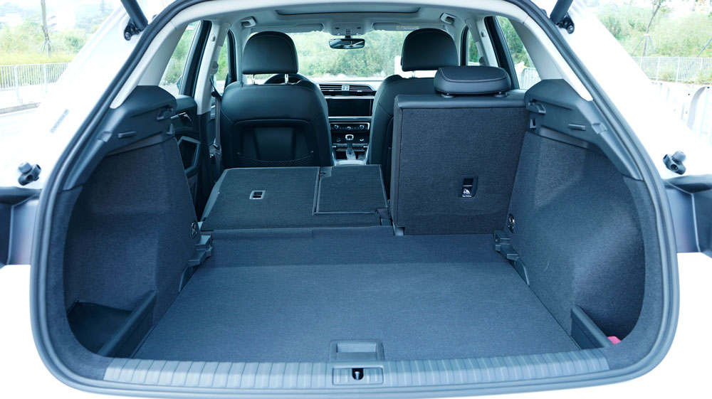 奥迪q345tfsiquattro,奥迪q335tfsi时尚动感型测评